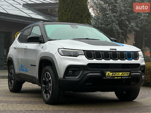 Серый Джип Компас, объемом двигателя 1.33 л и пробегом 36 тыс. км за 35700 $, фото 1 на Automoto.ua