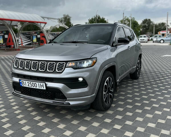 Серый Джип Компас, объемом двигателя 2.36 л и пробегом 51 тыс. км за 22400 $, фото 1 на Automoto.ua