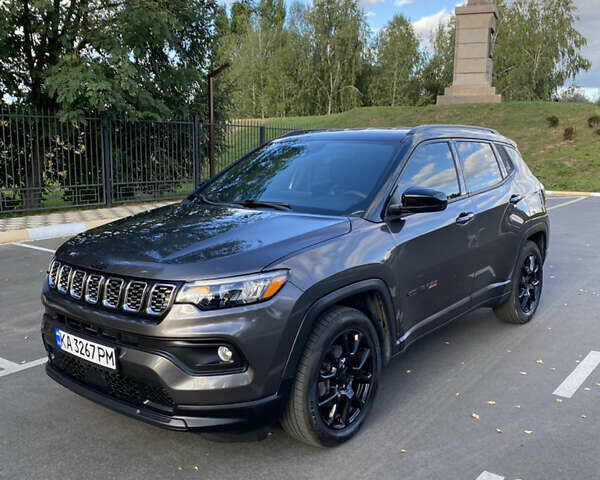 Сірий Джип Compass, об'ємом двигуна 2.36 л та пробігом 34 тис. км за 20600 $, фото 1 на Automoto.ua