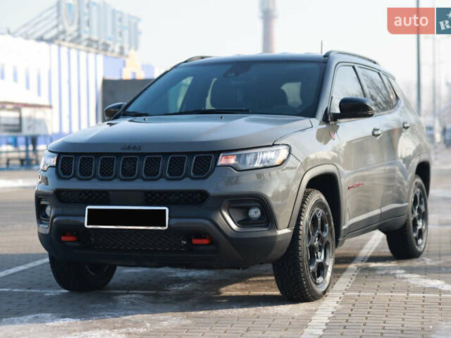 Сірий Джип Compass, об'ємом двигуна 2 л та пробігом 50 тис. км за 23500 $, фото 1 на Automoto.ua
