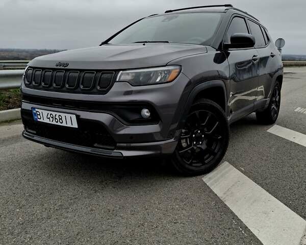 Серый Джип Компас, объемом двигателя 2.36 л и пробегом 80 тыс. км за 18850 $, фото 1 на Automoto.ua