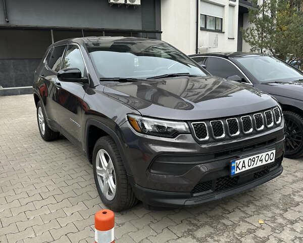 Серый Джип Компас, объемом двигателя 2 л и пробегом 2 тыс. км за 25500 $, фото 1 на Automoto.ua