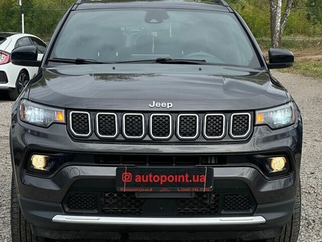 Сірий Джип Compass, об'ємом двигуна 2 л та пробігом 99 тис. км за 20800 $, фото 1 на Automoto.ua