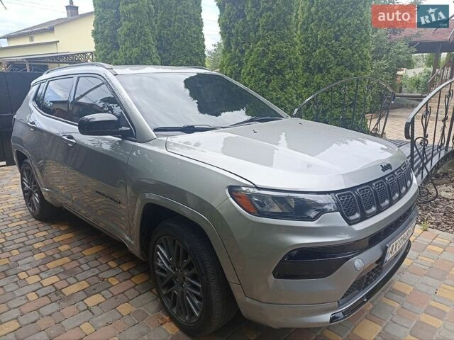Сірий Джип Compass, об'ємом двигуна 2 л та пробігом 43 тис. км за 23400 $, фото 1 на Automoto.ua