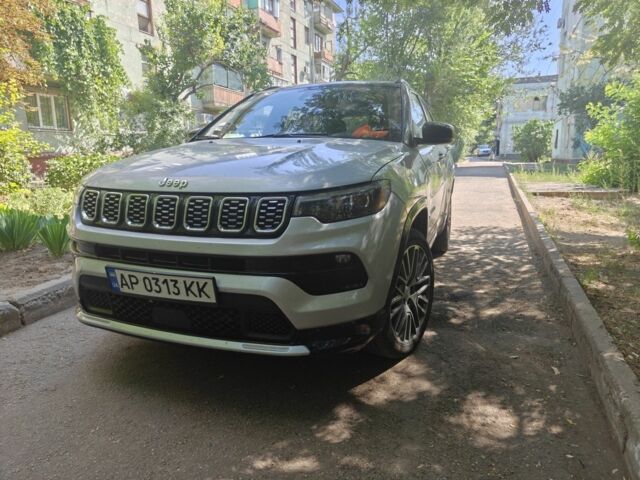 Серый Джип Компас, объемом двигателя 2 л и пробегом 25 тыс. км за 25002 $, фото 1 на Automoto.ua