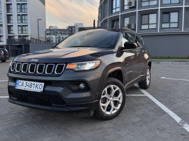 Сірий Джип Compass, об'ємом двигуна 2 л та пробігом 29 тис. км за 19800 $, фото 1 на Automoto.ua