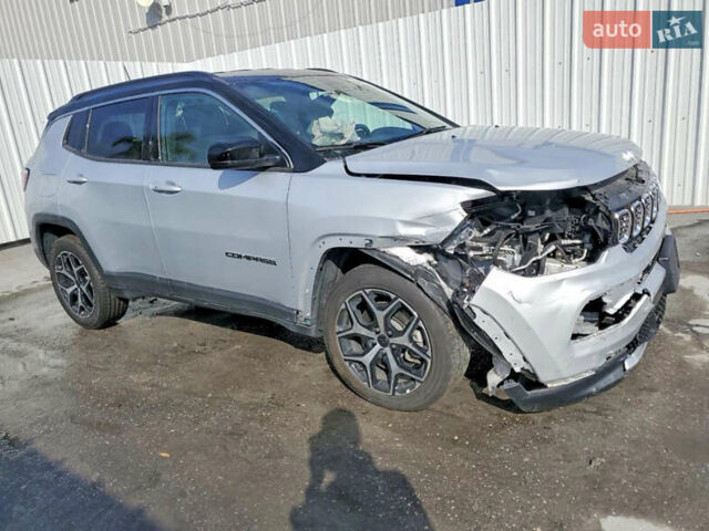 Сірий Джип Compass, об'ємом двигуна 2 л та пробігом 60 тис. км за 12600 $, фото 1 на Automoto.ua