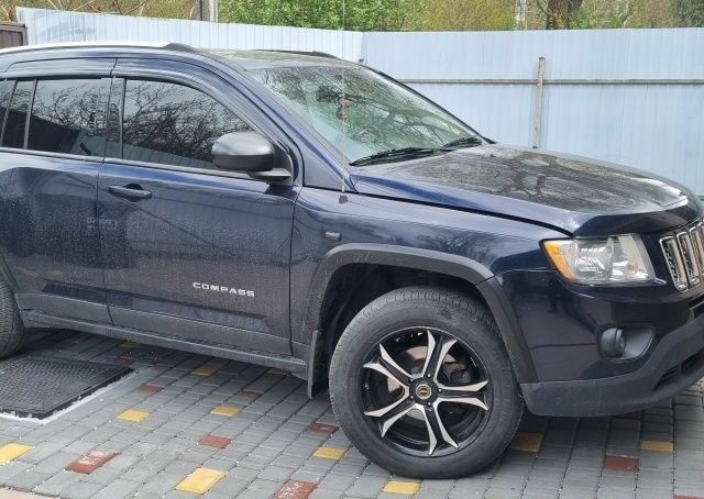 Синий Джип Компас, объемом двигателя 2 л и пробегом 150 тыс. км за 8300 $, фото 1 на Automoto.ua