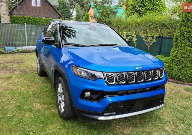 Синій Джип Compass, об'ємом двигуна 2 л та пробігом 47 тис. км за 21600 $, фото 1 на Automoto.ua