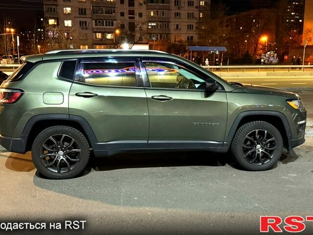 Зелений Джип Compass, об'ємом двигуна 2.4 л та пробігом 12900 тис. км за 15800 $, фото 1 на Automoto.ua