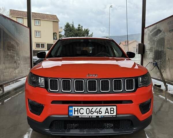 Помаранчевий Джип Compass, об'ємом двигуна 2.36 л та пробігом 155 тис. км за 13800 $, фото 1 на Automoto.ua