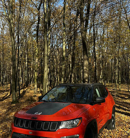 Оранжевый Джип Компас, объемом двигателя 0 л и пробегом 211 тыс. км за 13700 $, фото 1 на Automoto.ua