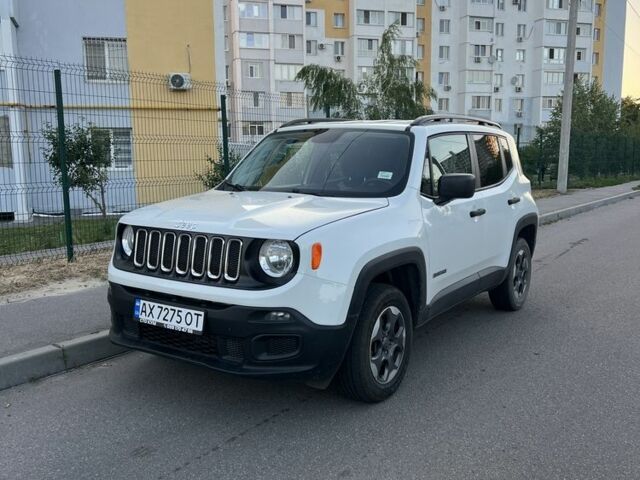 Белый Джип Другая, объемом двигателя 2.4 л и пробегом 111 тыс. км за 13000 $, фото 1 на Automoto.ua