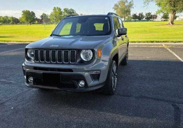 Серый Джип Другая, объемом двигателя 2.4 л и пробегом 37 тыс. км за 3600 $, фото 1 на Automoto.ua