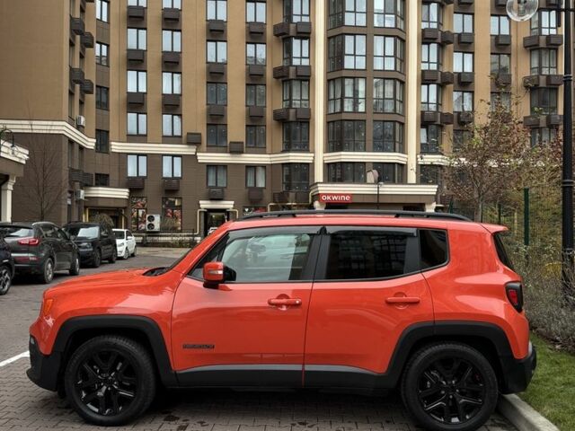 Оранжевый Джип Другая, объемом двигателя 2.4 л и пробегом 143 тыс. км за 15000 $, фото 1 на Automoto.ua