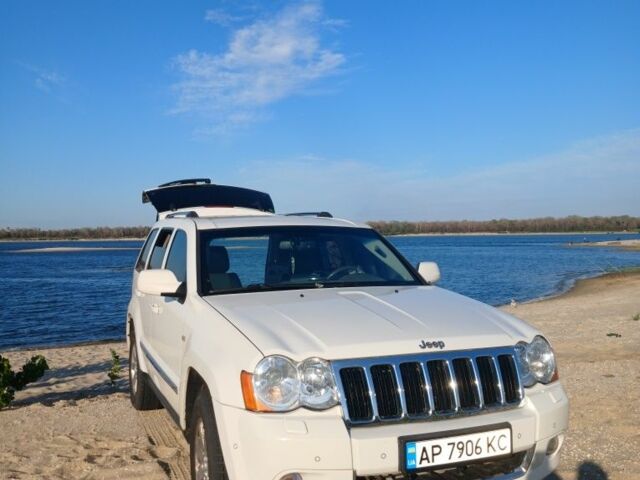 Белый Джип Гранд Чероки, объемом двигателя 3 л и пробегом 398 тыс. км за 6999 $, фото 1 на Automoto.ua
