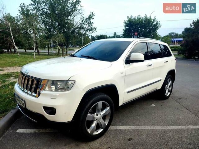 Білий Джип Grand Cherokee, об'ємом двигуна 3 л та пробігом 285 тис. км за 12900 $, фото 1 на Automoto.ua