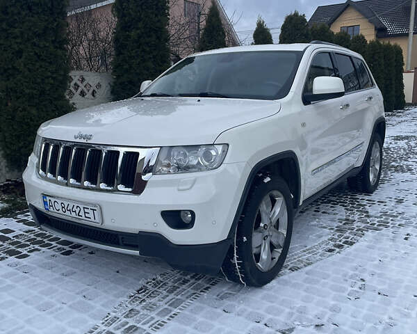 Білий Джип Grand Cherokee, об'ємом двигуна 2.99 л та пробігом 189 тис. км за 18000 $, фото 1 на Automoto.ua