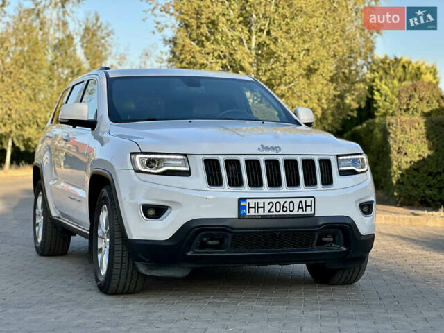 Белый Джип Гранд Чероки, объемом двигателя 2.99 л и пробегом 145 тыс. км за 19700 $, фото 1 на Automoto.ua