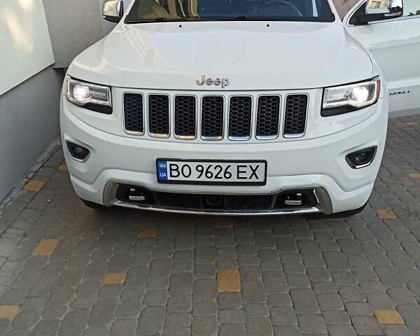 Білий Джип Grand Cherokee, об'ємом двигуна 2.99 л та пробігом 237 тис. км за 17900 $, фото 1 на Automoto.ua