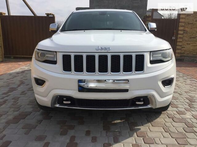 Білий Джип Grand Cherokee, об'ємом двигуна 3.6 л та пробігом 95 тис. км за 32500 $, фото 1 на Automoto.ua