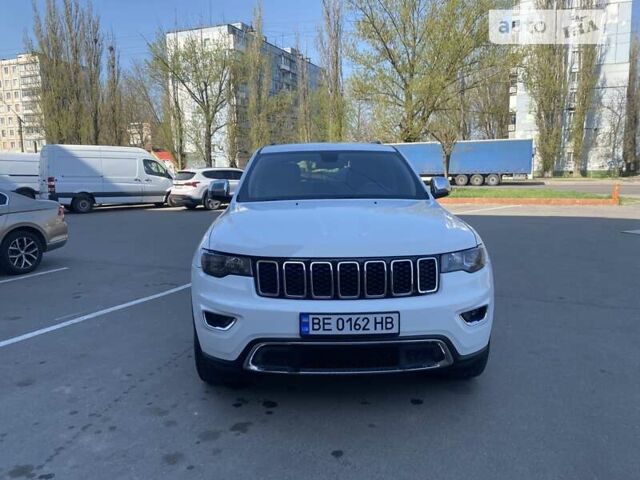 Білий Джип Grand Cherokee, об'ємом двигуна 3.6 л та пробігом 145 тис. км за 19999 $, фото 1 на Automoto.ua