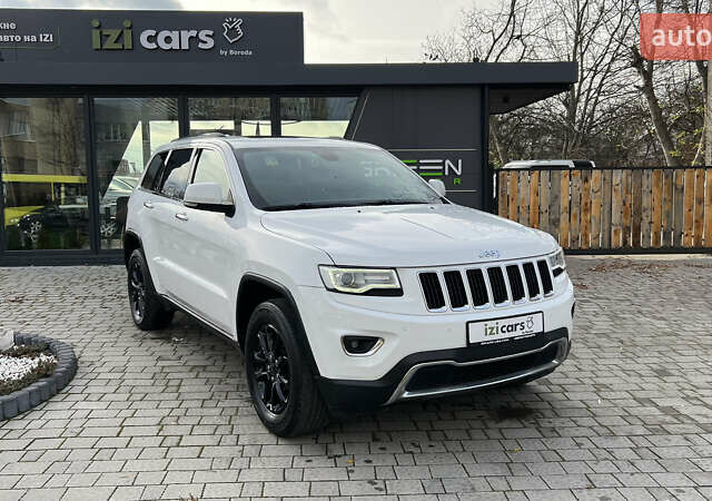 Белый Джип Гранд Чероки, объемом двигателя 2.99 л и пробегом 142 тыс. км за 25000 $, фото 1 на Automoto.ua