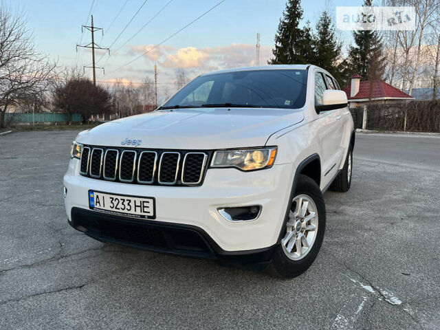 Білий Джип Grand Cherokee, об'ємом двигуна 3.6 л та пробігом 63 тис. км за 22100 $, фото 1 на Automoto.ua