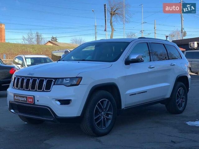 Білий Джип Grand Cherokee, об'ємом двигуна 3.6 л та пробігом 84 тис. км за 21790 $, фото 1 на Automoto.ua