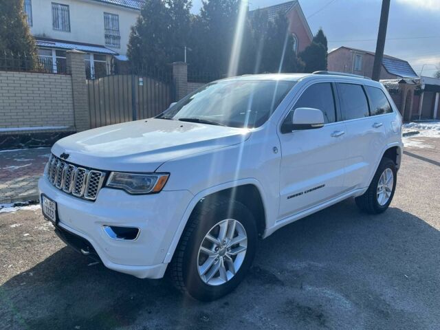 Білий Джип Grand Cherokee, об'ємом двигуна 5.7 л та пробігом 97 тис. км за 28500 $, фото 1 на Automoto.ua