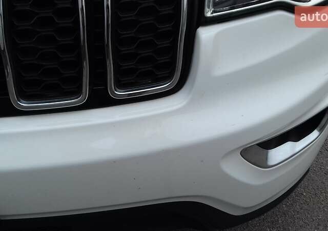 Білий Джип Grand Cherokee, об'ємом двигуна 3.6 л та пробігом 55 тис. км за 21700 $, фото 1 на Automoto.ua