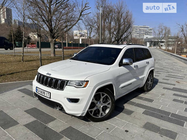 Білий Джип Grand Cherokee, об'ємом двигуна 5.7 л та пробігом 66 тис. км за 37000 $, фото 1 на Automoto.ua