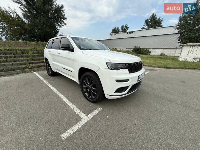 Білий Джип Grand Cherokee, об'ємом двигуна 3.6 л та пробігом 134 тис. км за 27600 $, фото 1 на Automoto.ua
