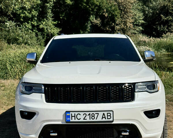 Белый Джип Гранд Чероки, объемом двигателя 3.6 л и пробегом 102 тыс. км за 28000 $, фото 1 на Automoto.ua