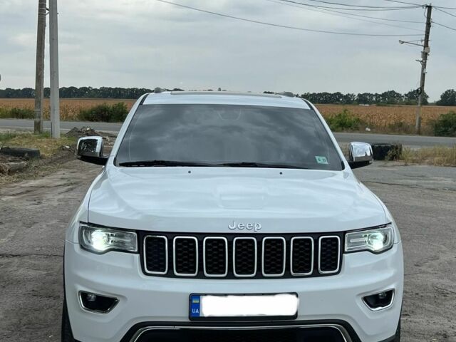 Джип Гранд Чероки 2018 в Черкассах на Automoto.ua Белый Джип Гранд Чероки, объемом двигателя 3.6 л и пробегом 114 тыс. км за 30000 $, фото 1 на Automoto.ua