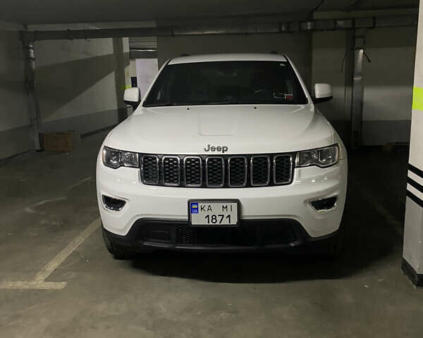 Білий Джип Grand Cherokee, об'ємом двигуна 3.6 л та пробігом 76 тис. км за 25000 $, фото 1 на Automoto.ua