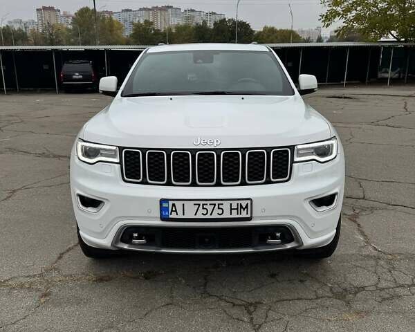 Белый Джип Гранд Чероки, объемом двигателя 2.99 л и пробегом 77 тыс. км за 38200 $, фото 1 на Automoto.ua