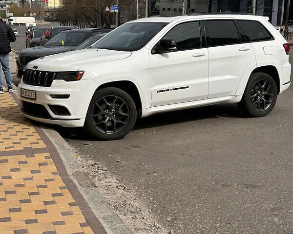 Білий Джип Grand Cherokee, об'ємом двигуна 3.6 л та пробігом 157 тис. км за 35000 $, фото 1 на Automoto.ua