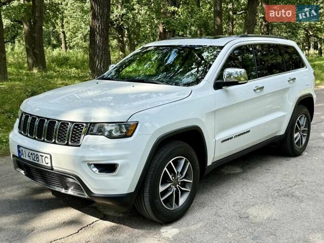 Білий Джип Grand Cherokee, об'ємом двигуна 3.6 л та пробігом 59 тис. км за 24500 $, фото 1 на Automoto.ua