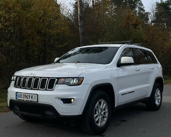 Білий Джип Grand Cherokee, об'ємом двигуна 3.6 л та пробігом 71 тис. км за 21900 $, фото 1 на Automoto.ua