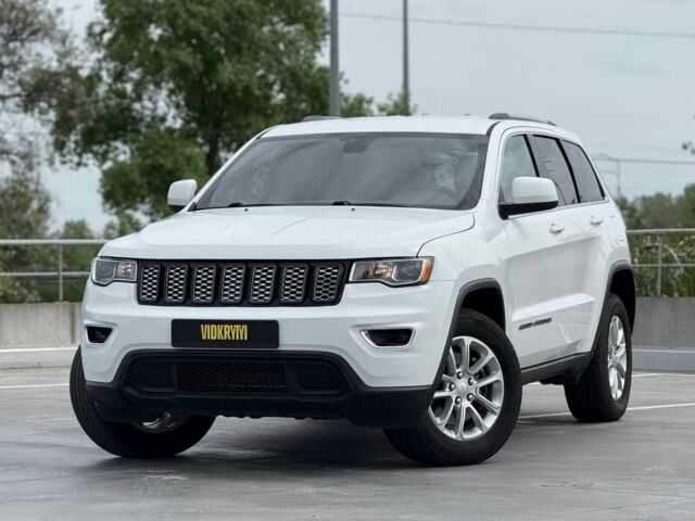 Білий Джип Grand Cherokee, об'ємом двигуна 3.6 л та пробігом 113 тис. км за 21350 $, фото 1 на Automoto.ua