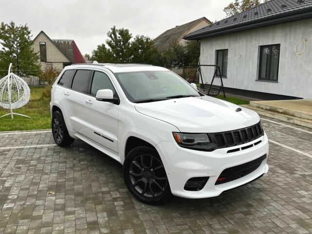 Джип Гранд Чероки 2020 в Луцке на Automoto.ua Белый Джип Гранд Чероки, объемом двигателя 5.7 л и пробегом 82 тыс. км за 29500 $, фото 1 на Automoto.ua