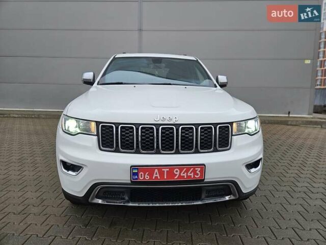 Белый Джип Гранд Чероки, объемом двигателя 3.6 л и пробегом 65 тыс. км за 25800 $, фото 1 на Automoto.ua
