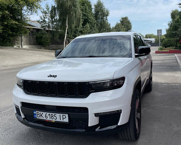 Білий Джип Grand Cherokee, об'ємом двигуна 3.6 л та пробігом 52 тис. км за 39000 $, фото 1 на Automoto.ua