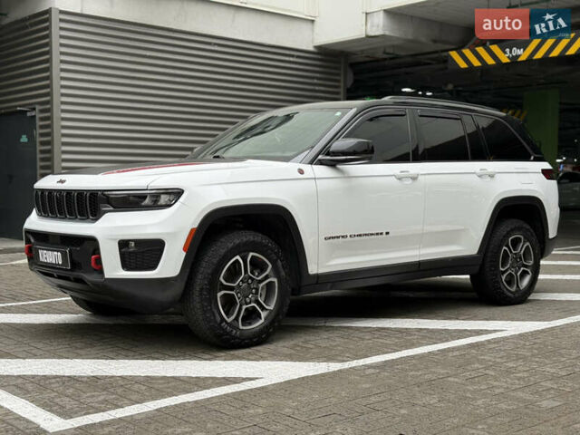 Белый Джип Гранд Чероки, объемом двигателя 3.6 л и пробегом 50 тыс. км за 42000 $, фото 1 на Automoto.ua