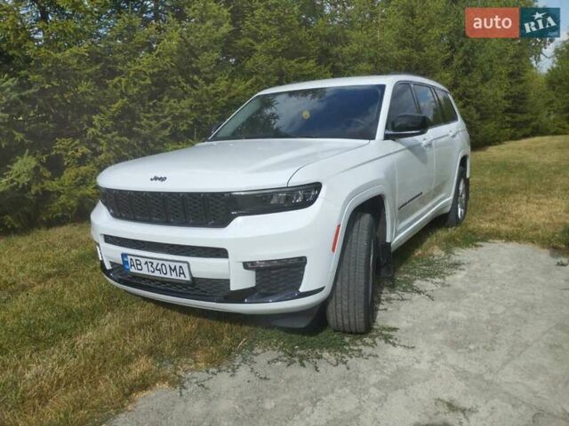 Белый Джип Гранд Чероки, объемом двигателя 3.6 л и пробегом 39 тыс. км за 28500 $, фото 1 на Automoto.ua