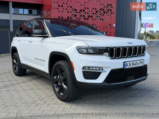 Білий Джип Grand Cherokee, об'ємом двигуна 3.6 л та пробігом 63 тис. км за 39500 $, фото 1 на Automoto.ua