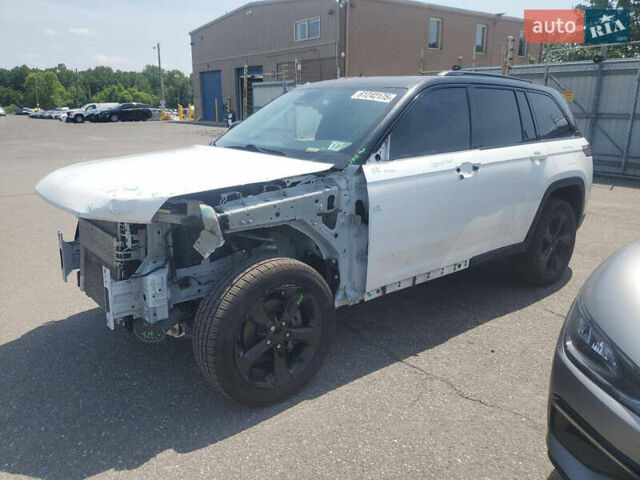 Белый Джип Гранд Чероки, объемом двигателя 3.6 л и пробегом 73 тыс. км за 16400 $, фото 1 на Automoto.ua