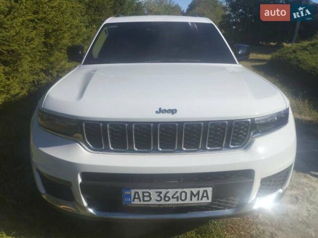 Білий Джип Grand Cherokee, об'ємом двигуна 3.6 л та пробігом 75 тис. км за 31500 $, фото 1 на Automoto.ua