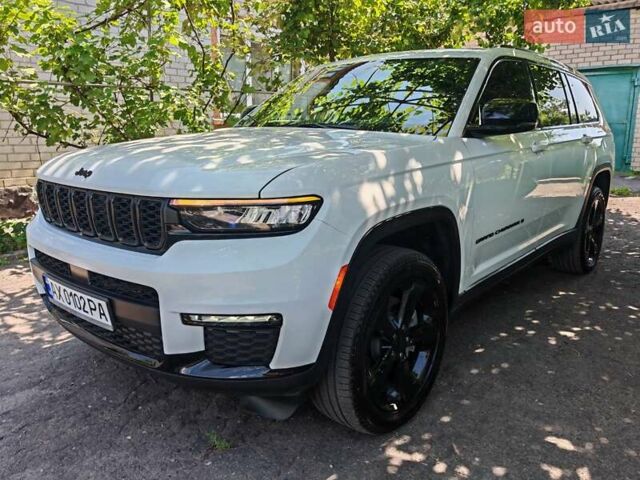 Белый Джип Гранд Чероки, объемом двигателя 3.6 л и пробегом 13 тыс. км за 53000 $, фото 1 на Automoto.ua